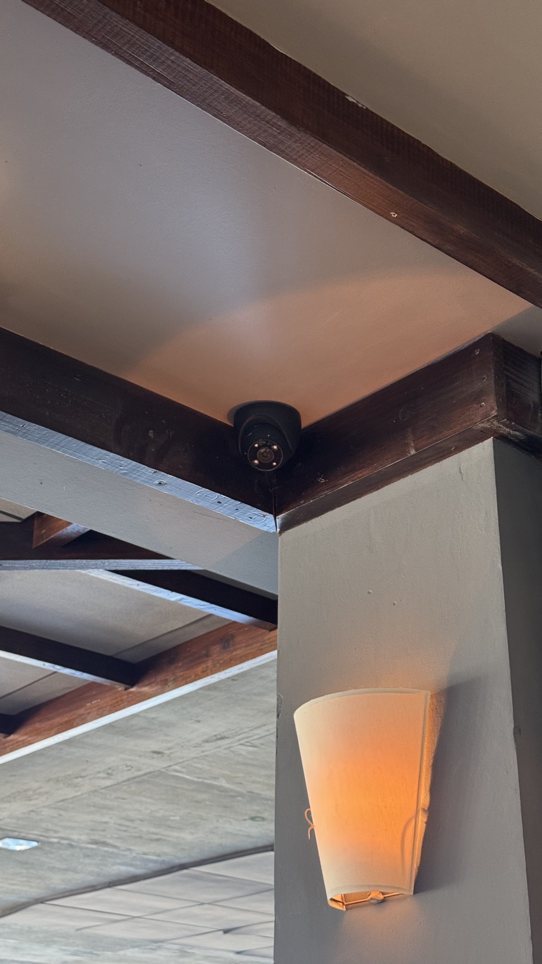 Vista desde cámara INSOLVA en restaurante Chez Manu